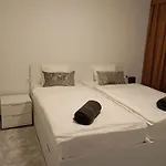 Duba * זאדאר